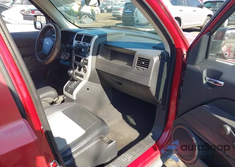 2008 Jeep Patriot Sport from USA, damaged, VIN 1J8FF28W98D500376